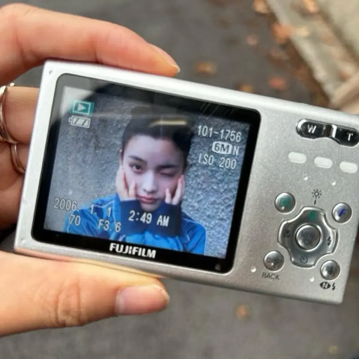 thumbnail-10